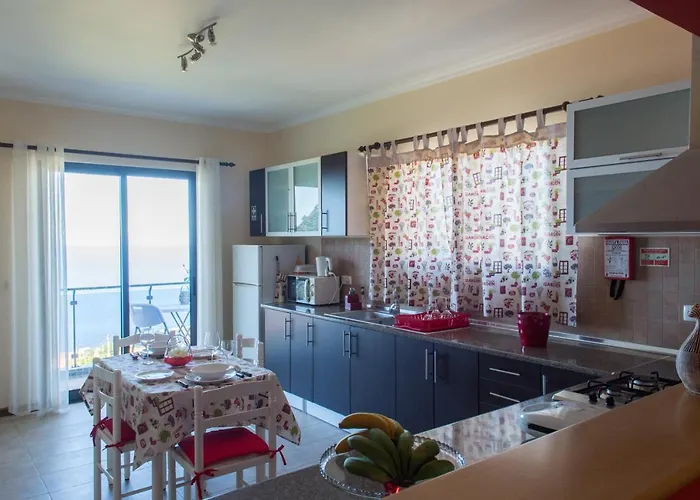 Daire “venik House” Sea_mountains_relaxing_barbecue *